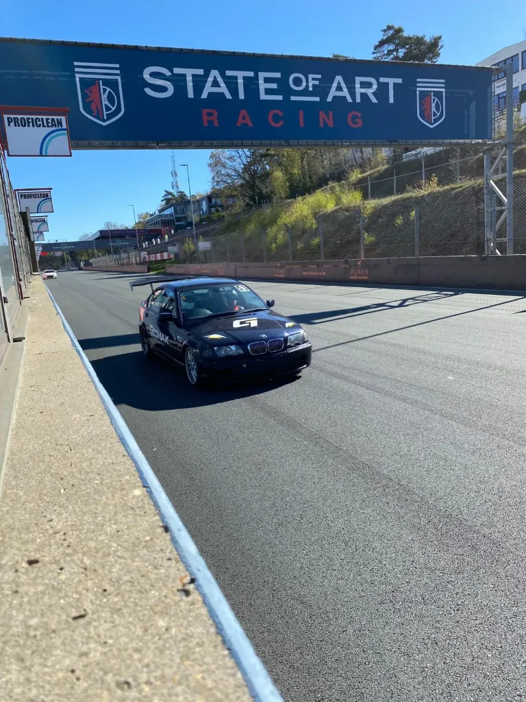 Baptême en BMW E46 330i - Zolder